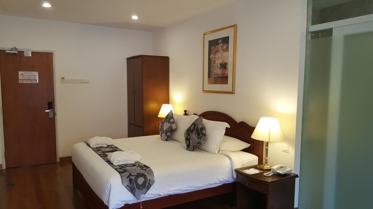 Heeren Straits 4*